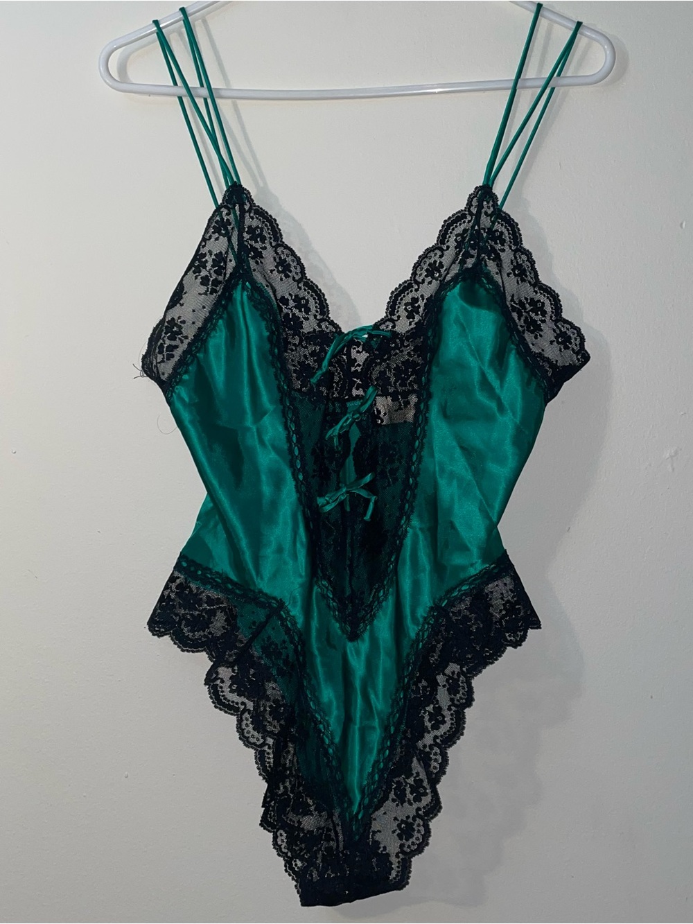 VTG Victoria’s Secret Gold Label Emerald Green Satin Lace Teddy Bodysuit